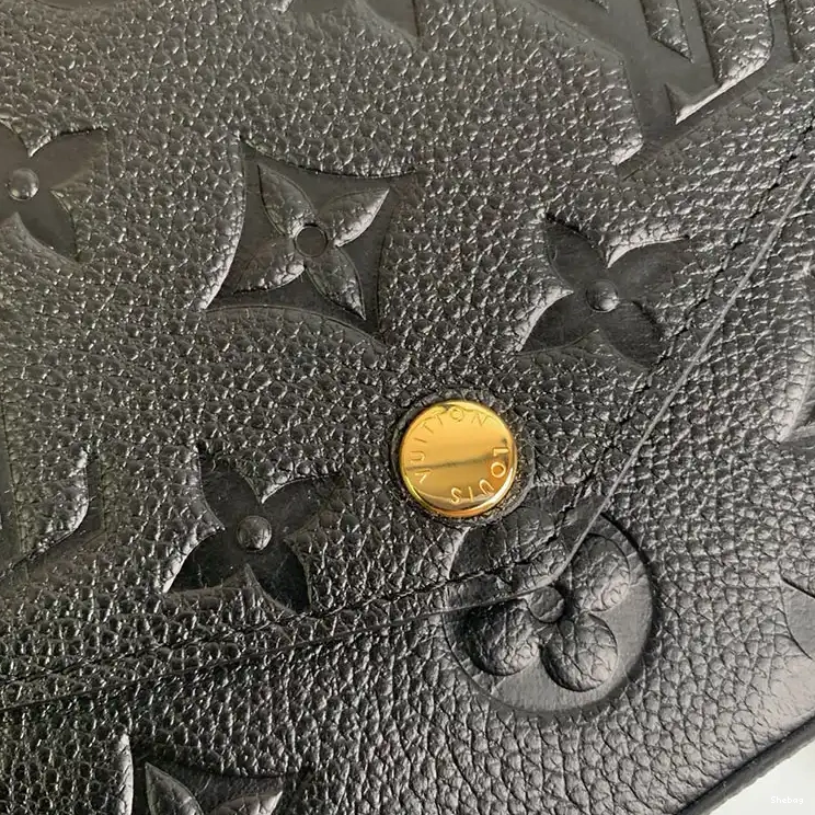 2110HT0015 LV Bag 0821